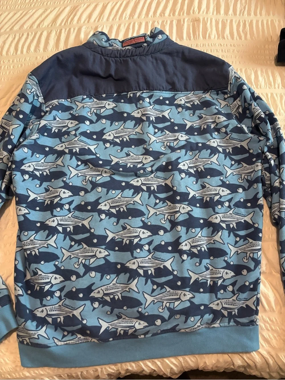 Vineyard Vines Men's Light & Navy Blue Fish Quarter-Zip Sweater